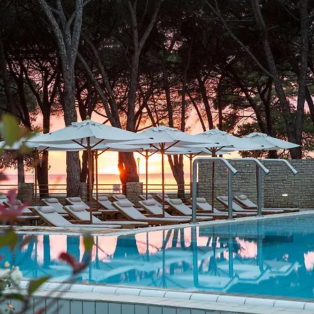 Falkensteiner Adriana L Adults Only מלון זאדאר