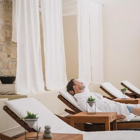 Falkensteiner Adriana L Adults Only ホテル 4*