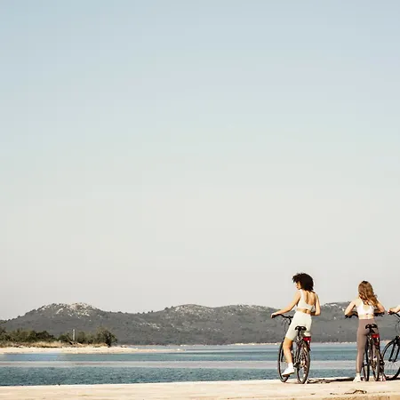 Отель Falkensteiner Adriana - Adults-only