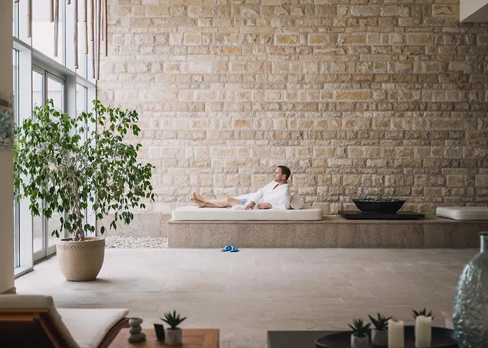 Falkensteiner Adriana L Adults Only Zara